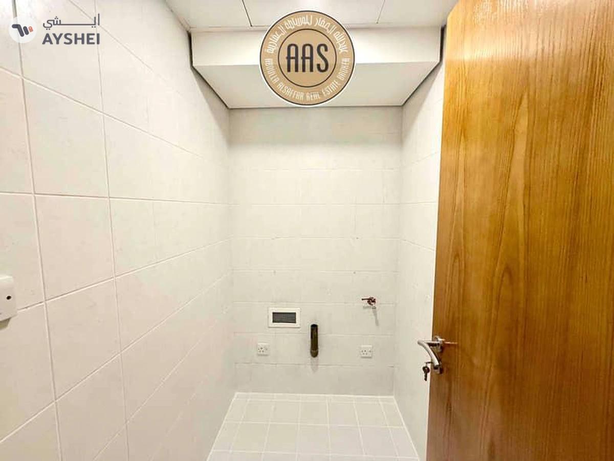 15 DAYS FREE || CHILLER FREE SZR VIEW || PARKING-3-3