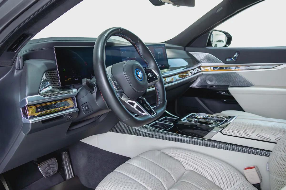 BMW M760E-Frozen Black Matt-Special Order-High Specifications-M Sports Package-Rear Executive Lounge-10-10