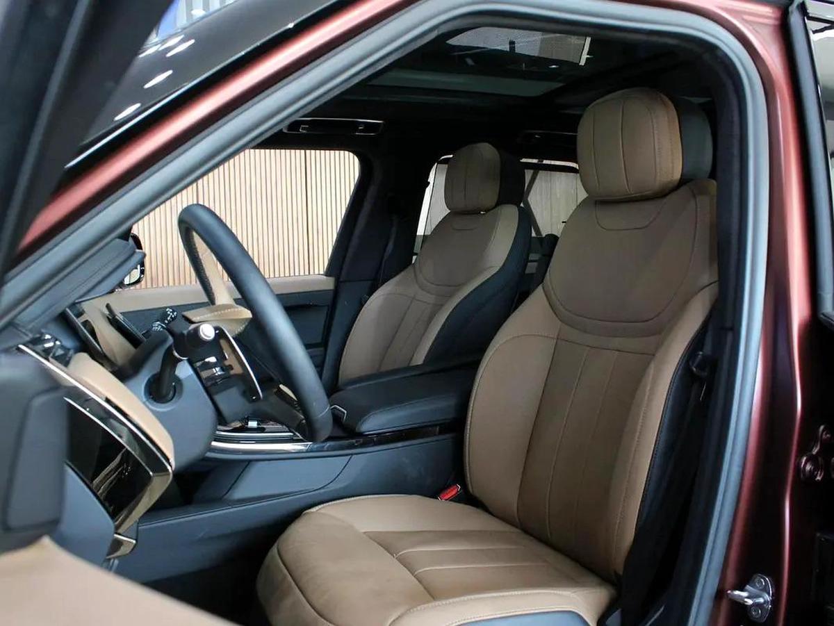 2025 - Range Rover Sport Autobiography P550e Hybird-3-3