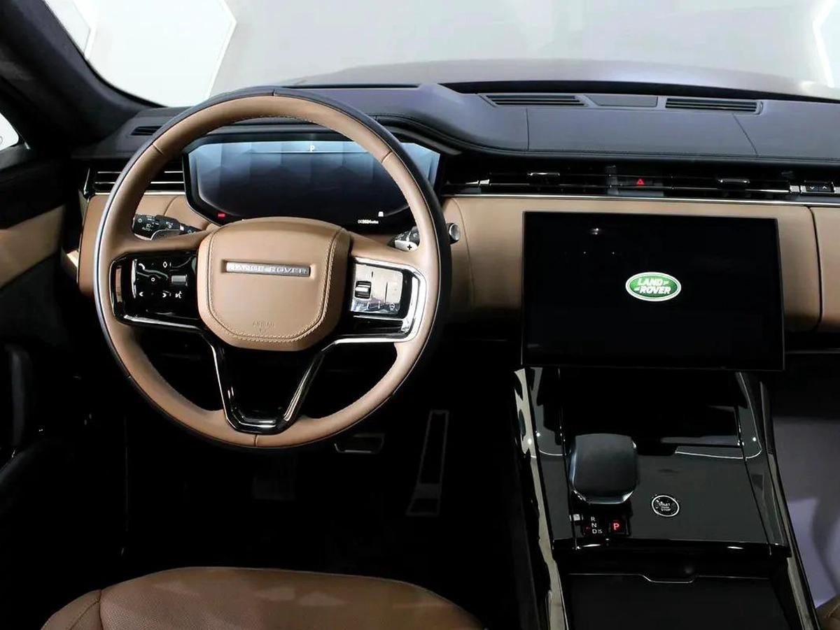 2025 - Range Rover Sport Autobiography P550e Hybird-11-11