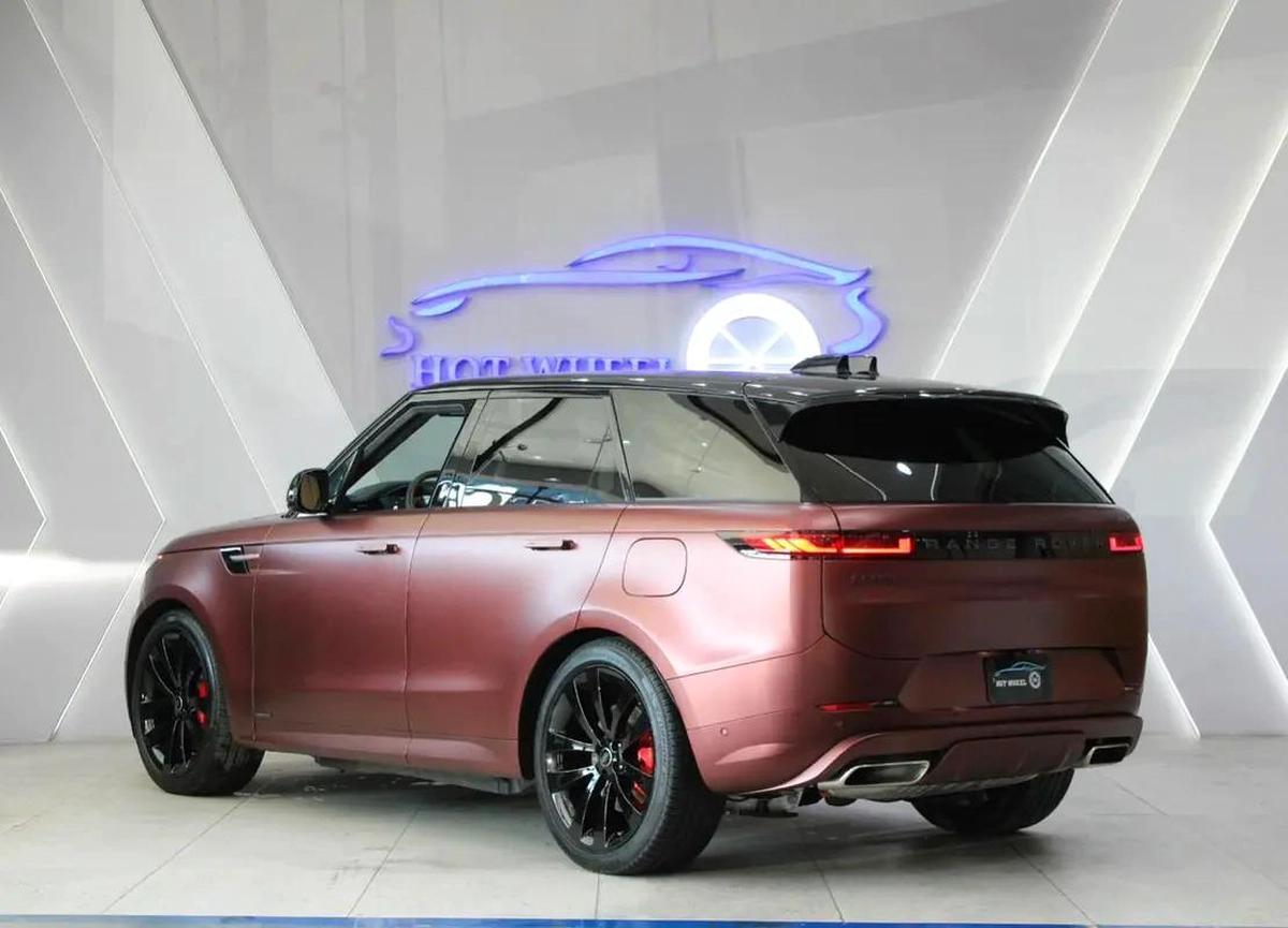 2025 - Range Rover Sport Autobiography P550e Hybird-4-4