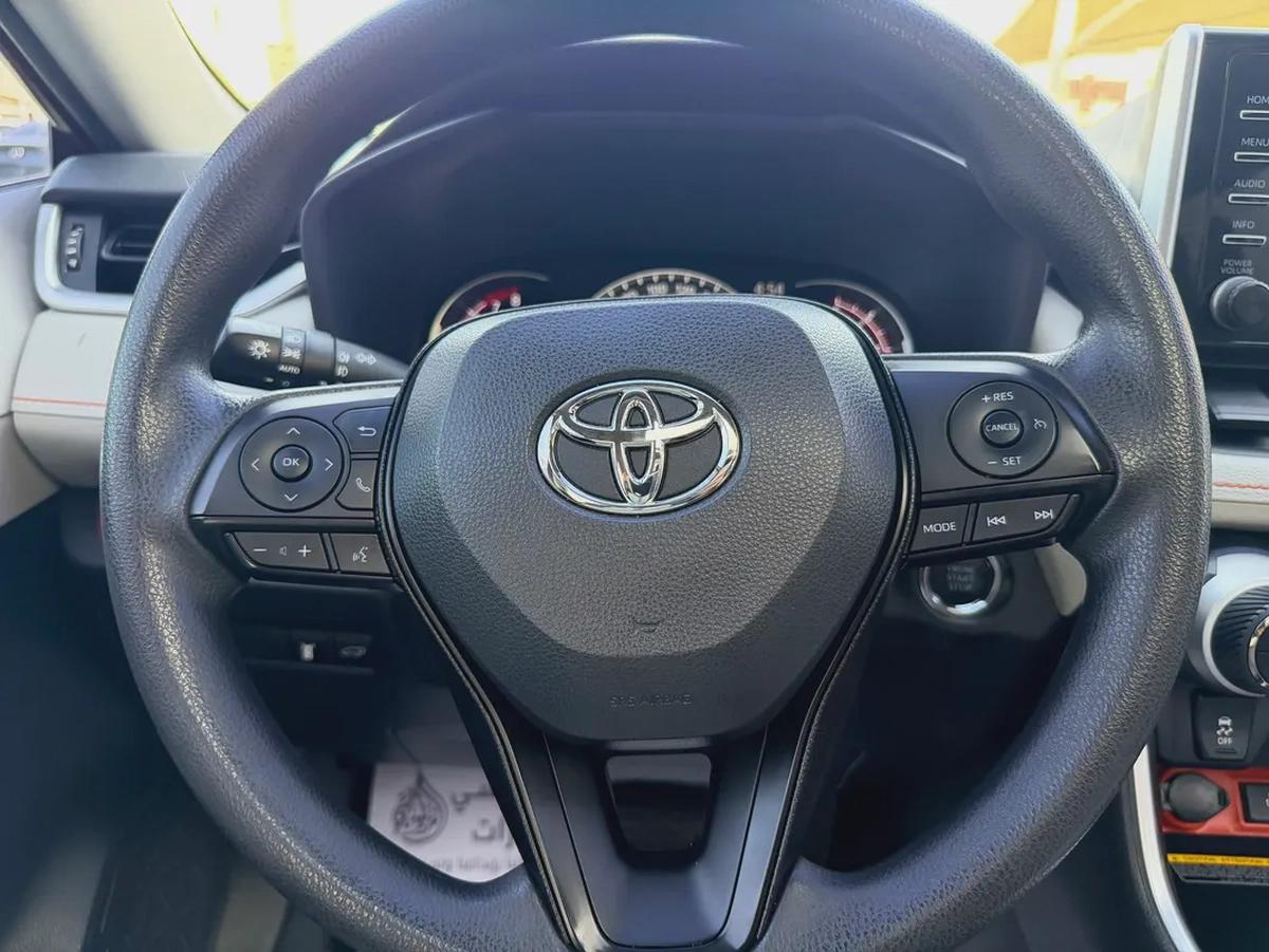 Toyota Rav 4 Adventure 2021 - GCC-FREE ACCIDENT —ORIGINAL PAINT Excellent Condition—SERVICE AGENCY-11-11