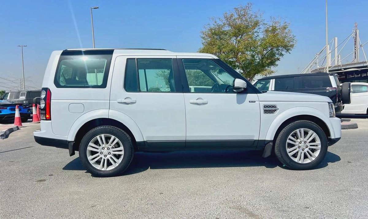 LAND ROVER LR4 2016 FULL OPTION GCC SPEC-8-8