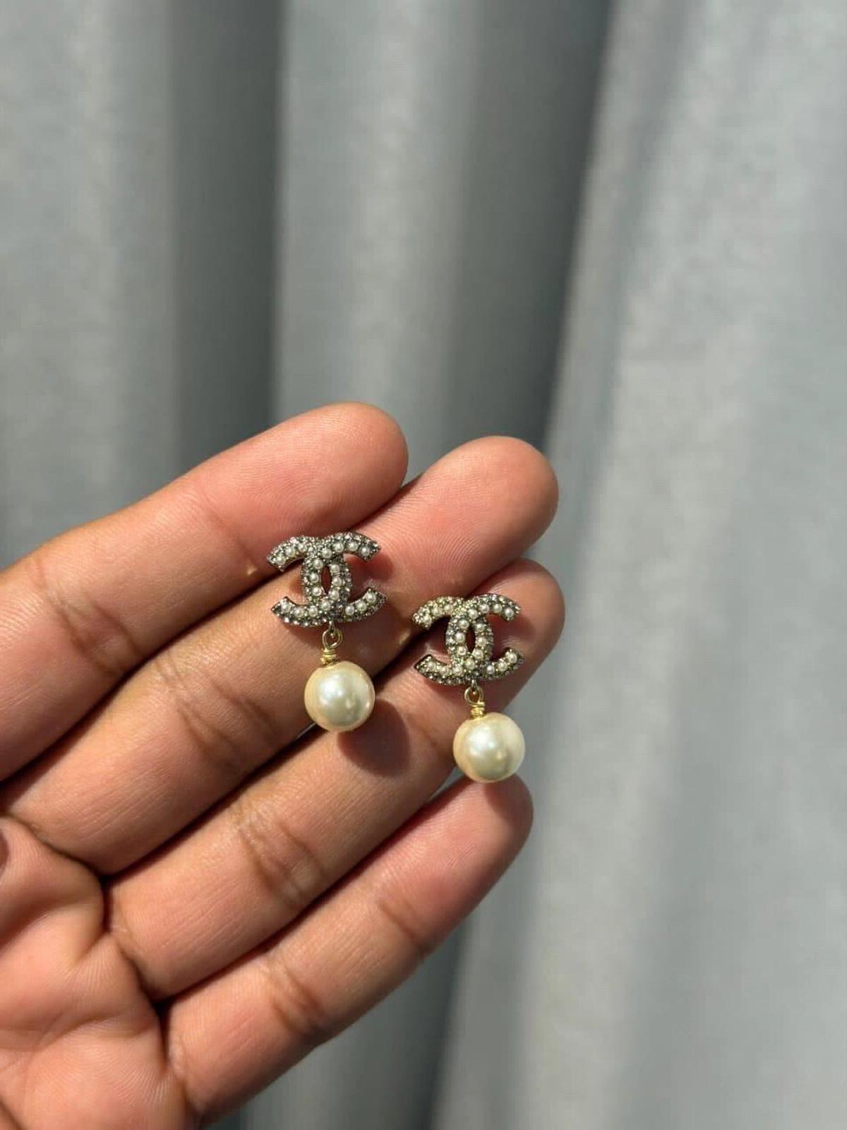 Chanel CC Pearl Drop Earrings-0-1