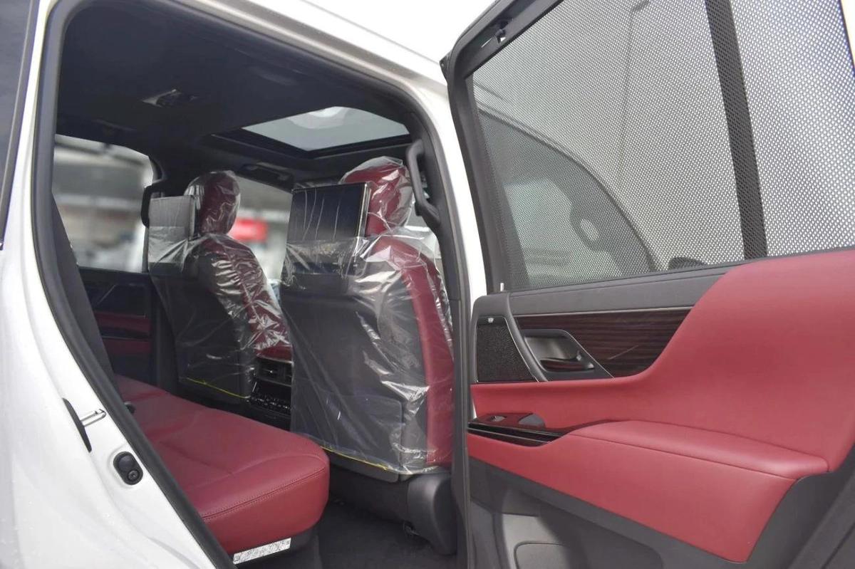 Lexus LX700h 3.5L HEV URBAN 20' ALY, HUD, 7 STR, W/RSE. ML25-5-5