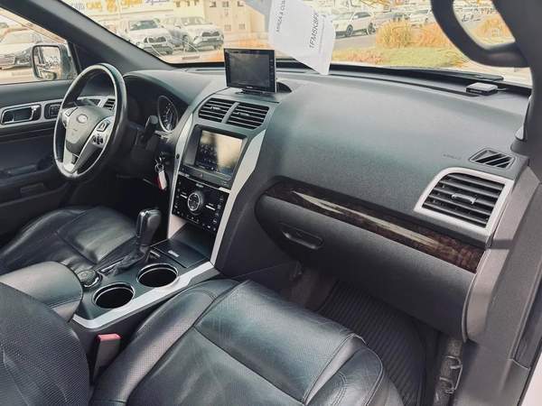 FORD EXPLORER | LIMITED| 2012 | ONLY : 88622 KM | JAPAN IMPORT | CLEAN TITLE