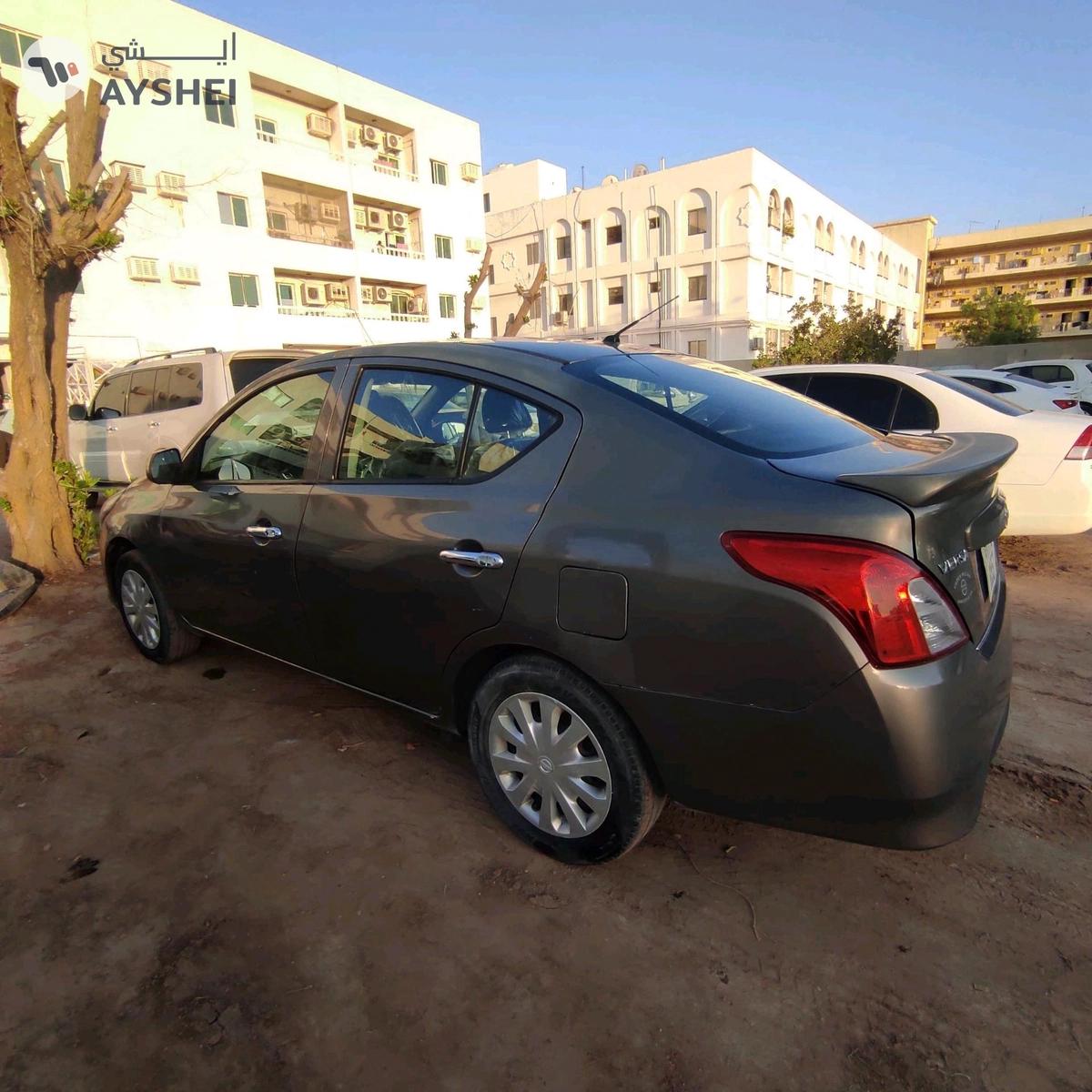 Nissan Versa 2017-2-2