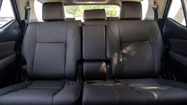 Toyota Fortuner GX2 2.7L 4WD