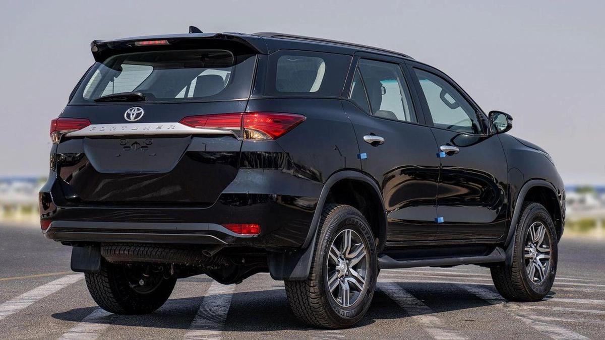 Toyota Fortuner GX2 2.7L 4WD-14-14