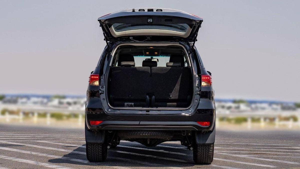 Toyota Fortuner GX2 2.7L 4WD-15-15