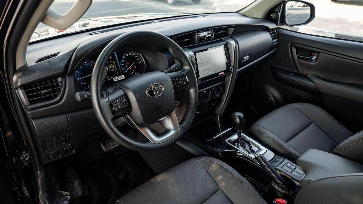 Toyota Fortuner GX2 2.7L 4WD-24-24