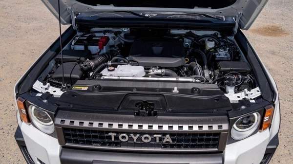 Toyota Prado 250 2.8D AT FIRST EDITION MY2025 –WHITE