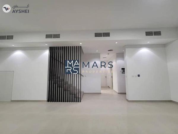 Robinia Phase l Brand New l Croner Unit l Smart Homes With Sama Majlis