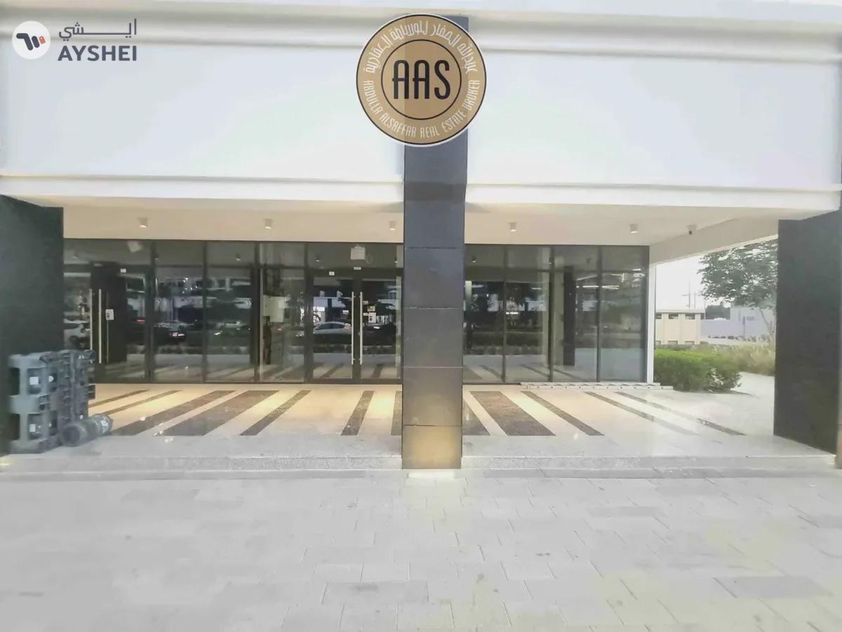 Main Boulevard Facing • Chiller Free • Corner Shop • 04 Cheque Payment-1-1