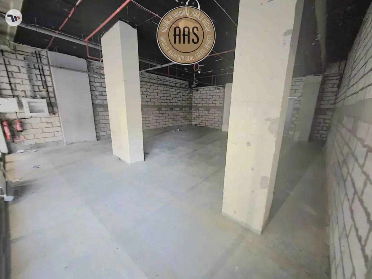 Main Boulevard Facing • Chiller Free • Corner Shop • 04 Cheque Payment-6-6