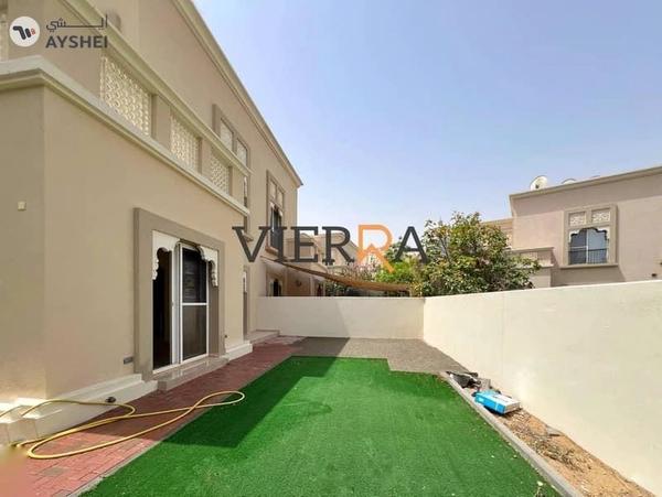 Landscape Garden l Single Row l Traditional Villa