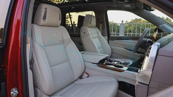 2025 Cadillac Escalade 600 Sport Platinum V8 6.2L With With 3 Years Or 100,000 Km Warranty