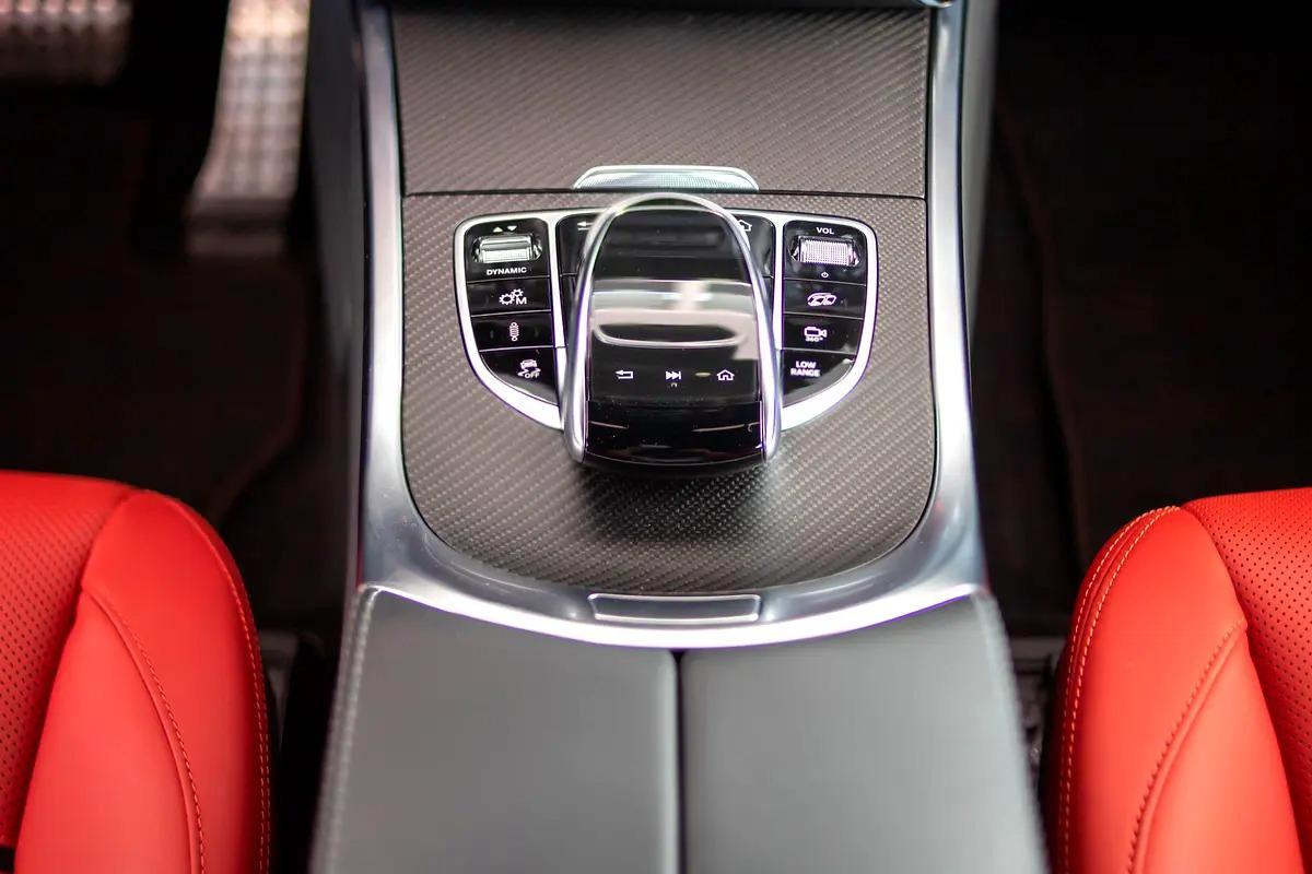 MERCEDES BENZ G63 | 2023 | 9,600 km | Under warranty-2-2