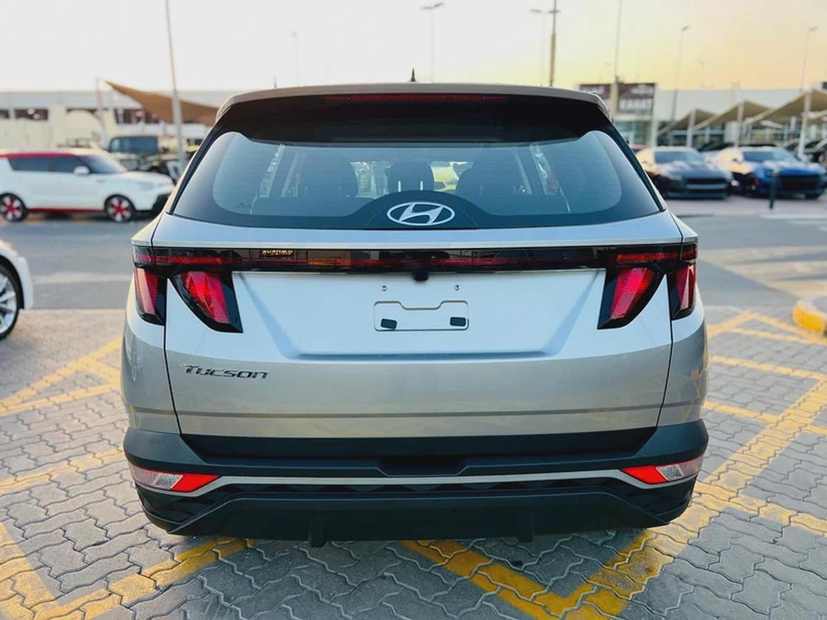 Hyundai Tucson SE-3-3