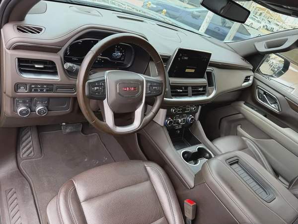 2023 GMC Yukon SLE - GCC Specs