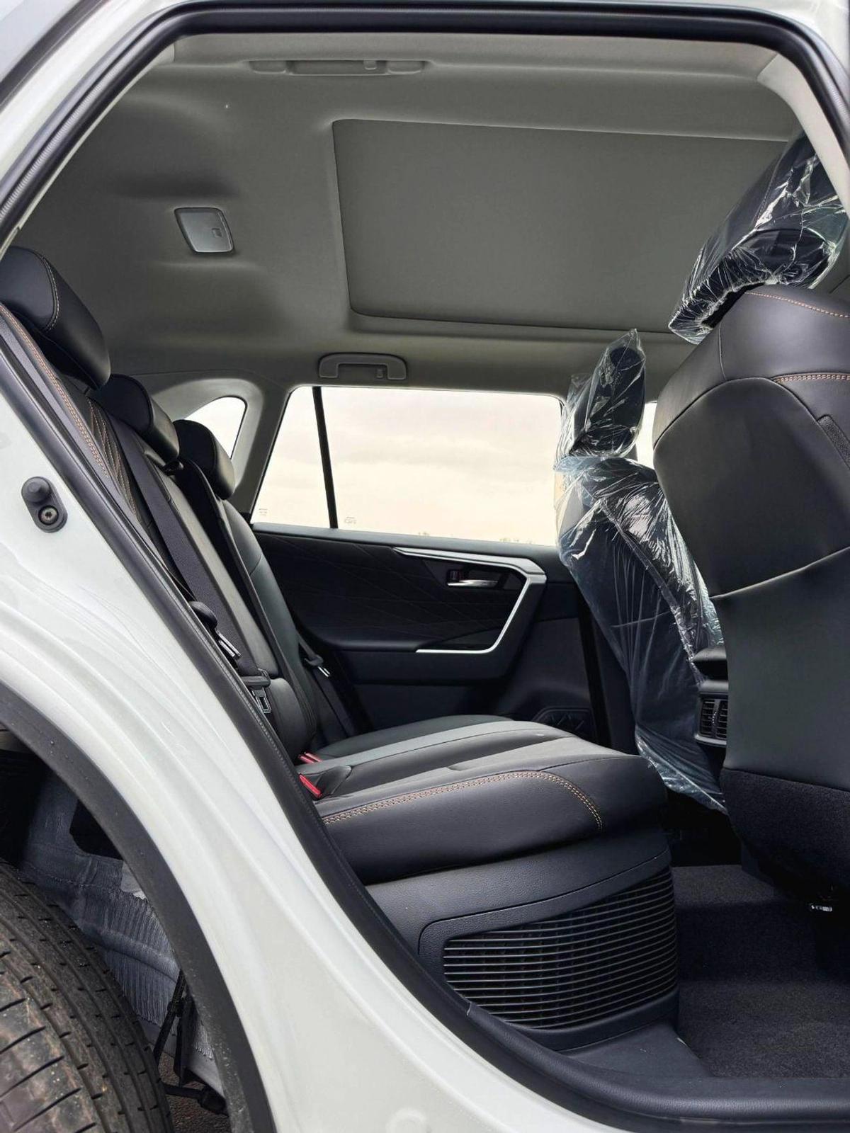 Toyota RAV4 ELITE / 2.5L HYBRID / 360* WITH PANORAMIC ROOF / FULL OPTION (CODE # HYBRID)-8-8