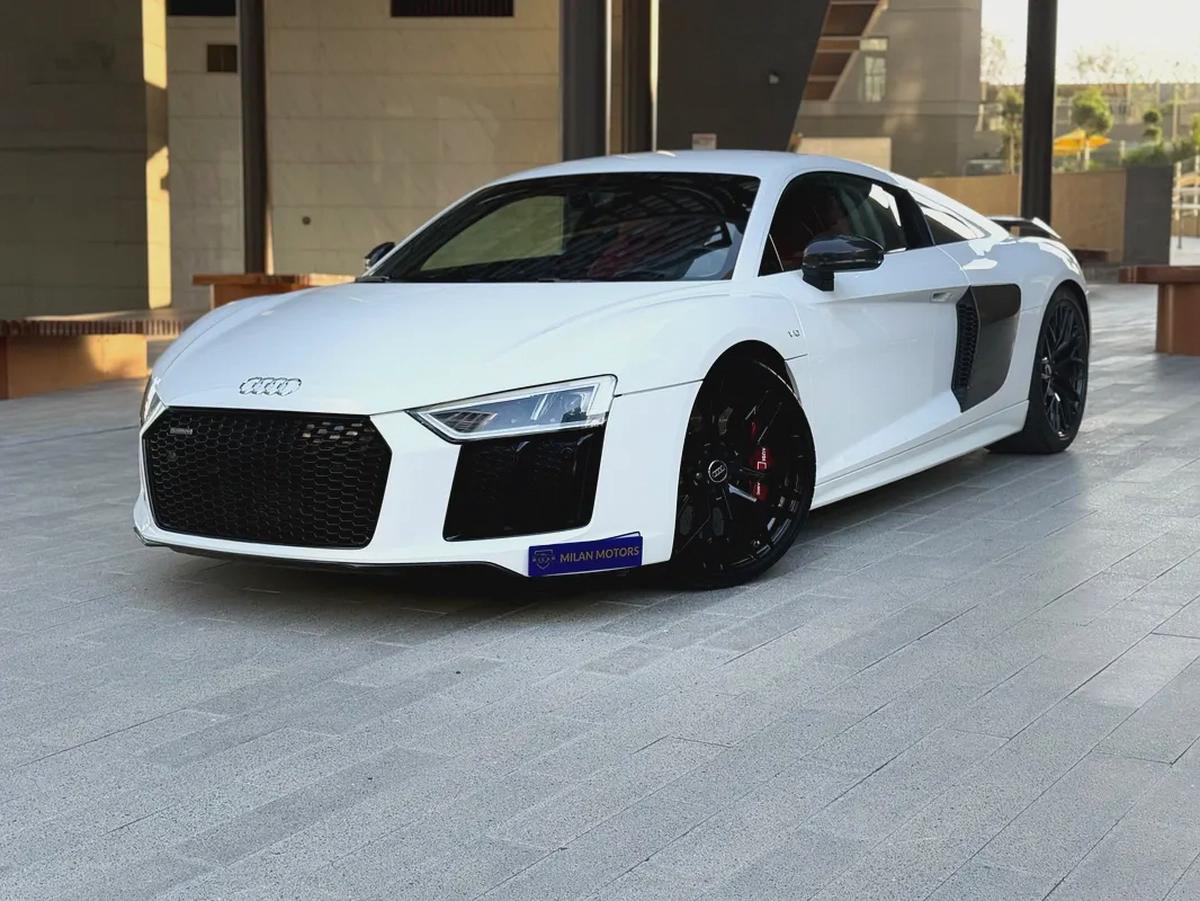 2017 Audi R8 V10 Plus Quattro | GCC | 120,000 KM | Excellent Condition-0-0