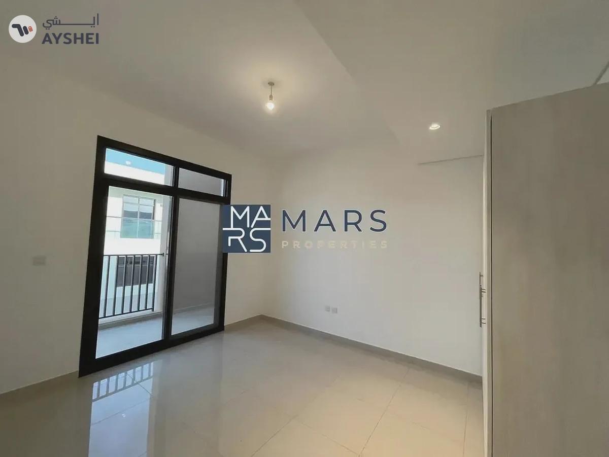 Ready to move three bedrooms villa for sales in Nasma Residences for 1,900,000 AED-11-11