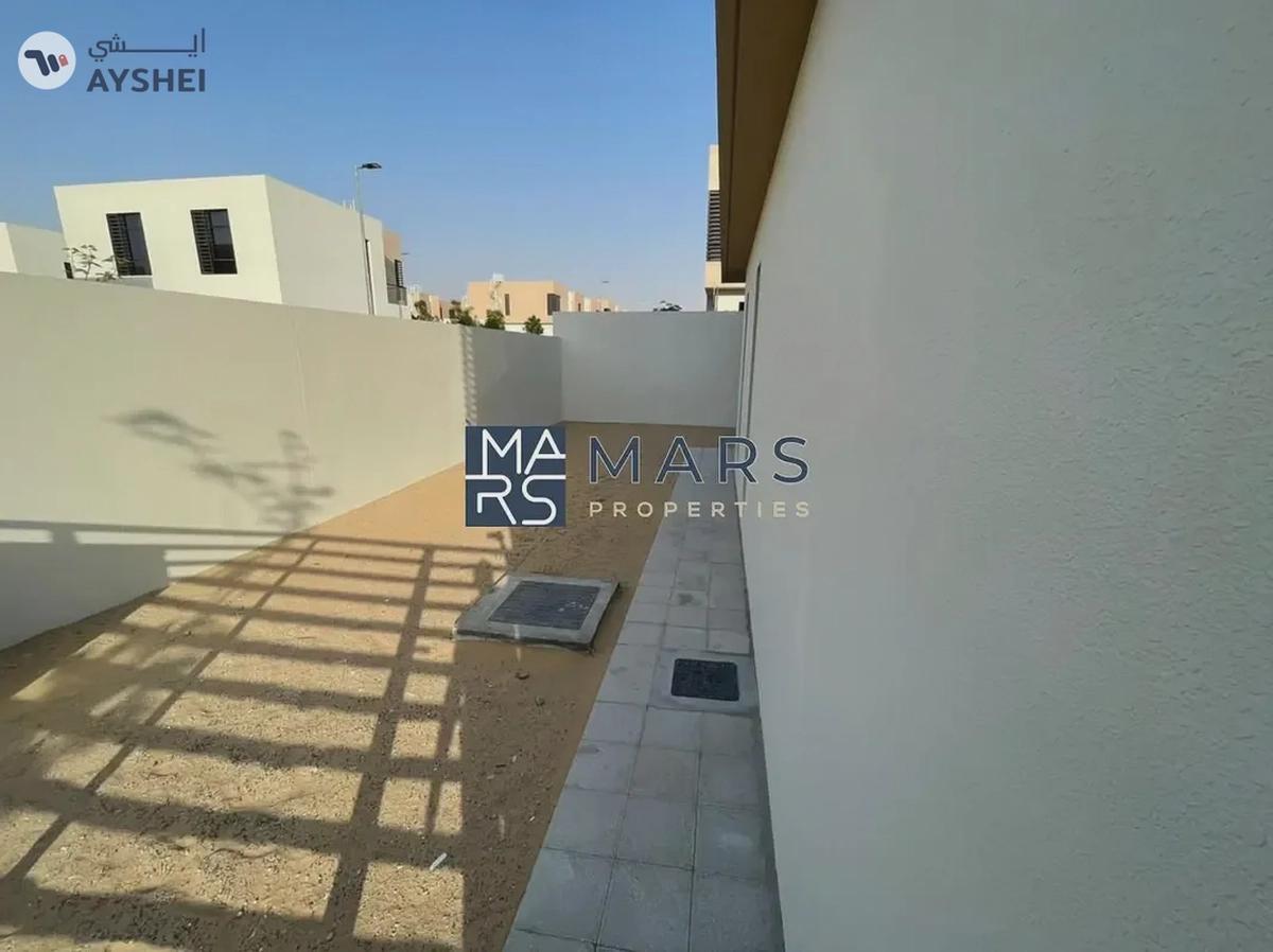 Ready to move three bedrooms villa for sales in Nasma Residences for 1,900,000 AED-23-23