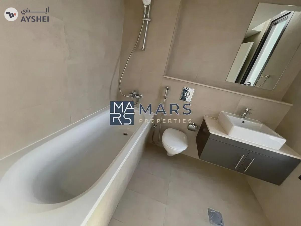 Ready to move three bedrooms villa for sales in Nasma Residences for 1,900,000 AED-4-4