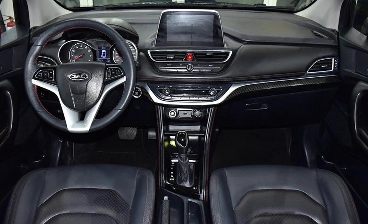 JAC S3 ( 2023 Model ) in Grey Color GCC Specs-1-1