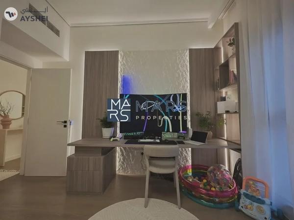 Spacious 2-Bedroom Residence in Al Zahia - Prime Location & Amenities