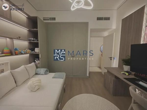 Spacious 2-Bedroom Residence in Al Zahia - Prime Location & Amenities