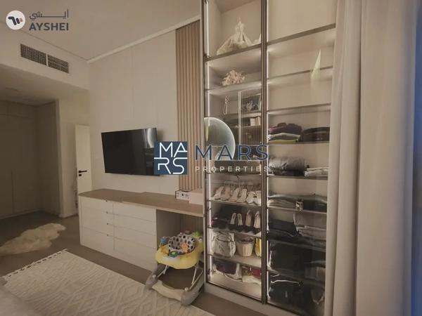 Spacious 2-Bedroom Residence in Al Zahia - Prime Location & Amenities