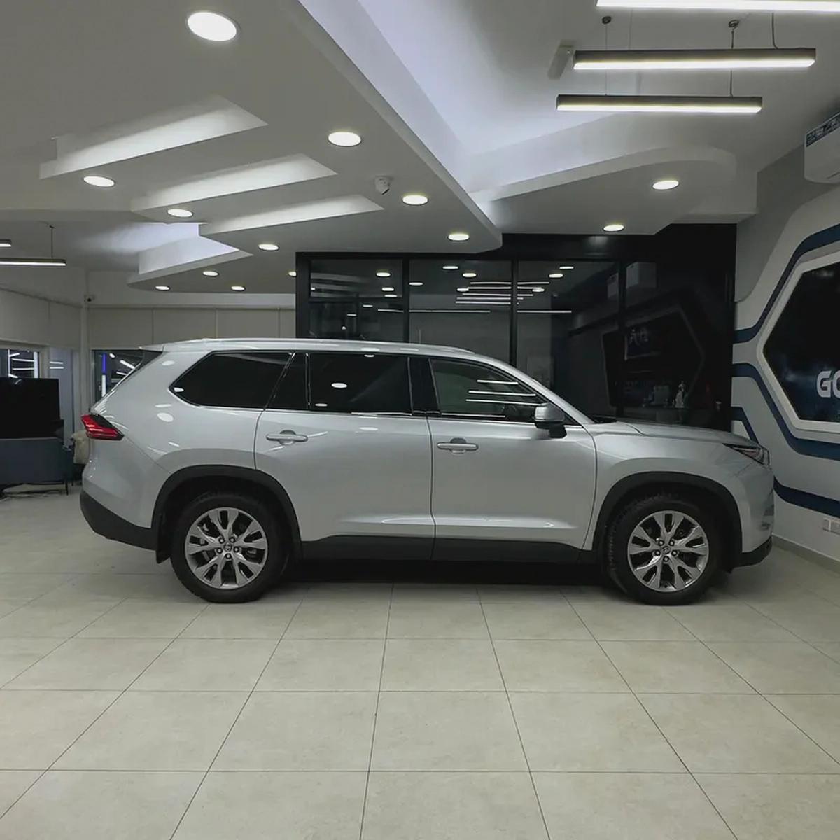 2024 Toyota Grand Highlander Limited 4WD - 7 Seater-2-2