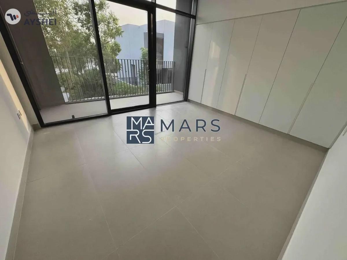 Luxurious brand new 4 bedroom villa available for rent in Masaar.-14-14