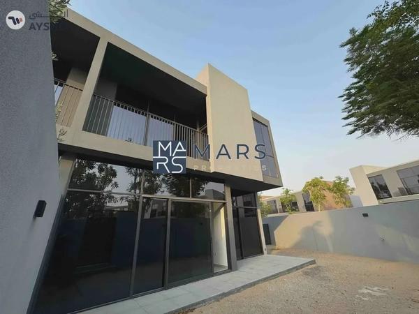Luxurious brand new 4 bedroom villa available for rent in Masaar.