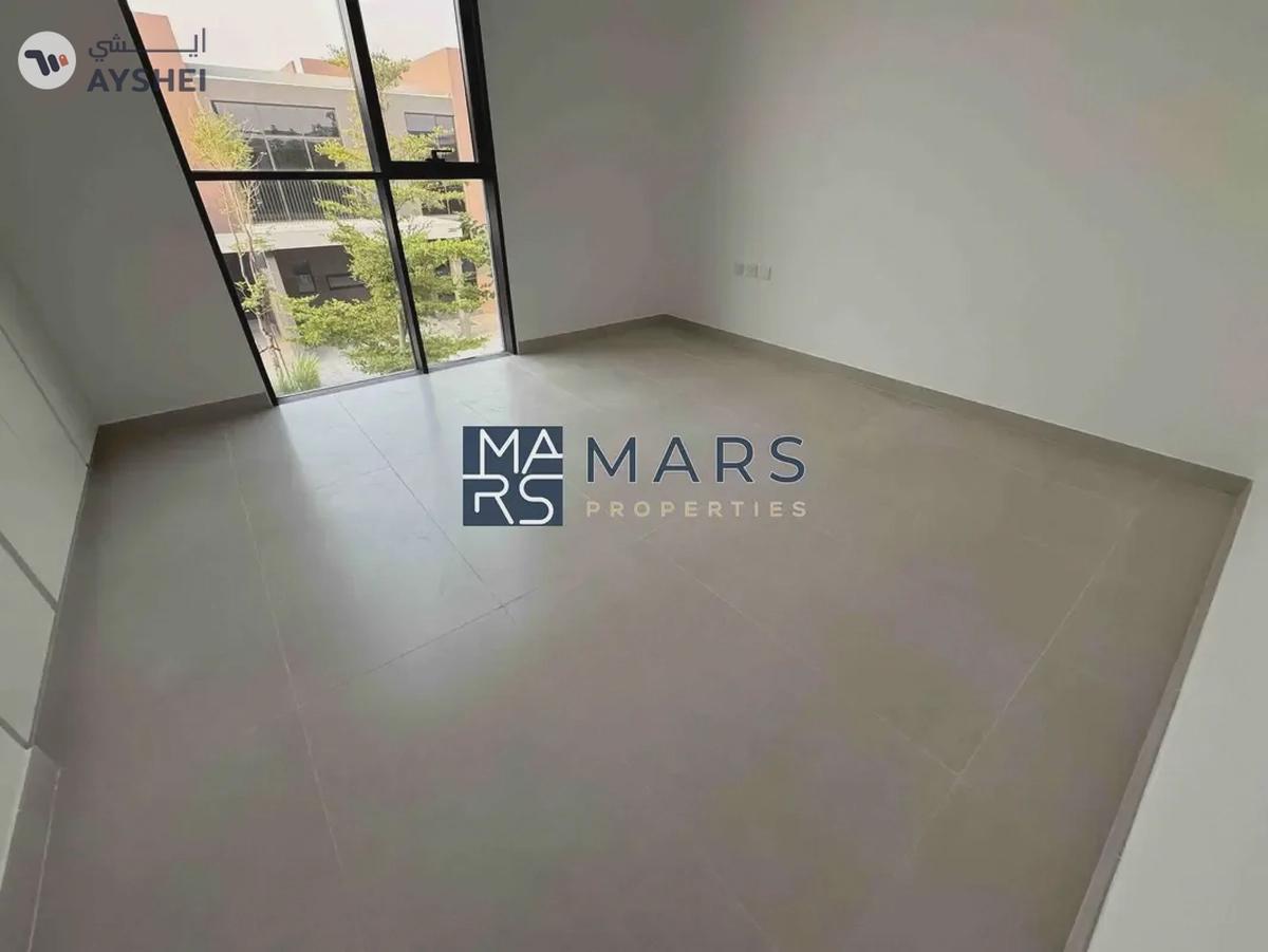 Luxurious brand new 4 bedroom villa available for rent in Masaar.-1-landscape