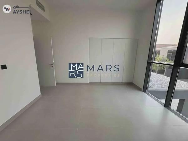 Luxurious brand new 4 bedroom villa available for rent in Masaar.