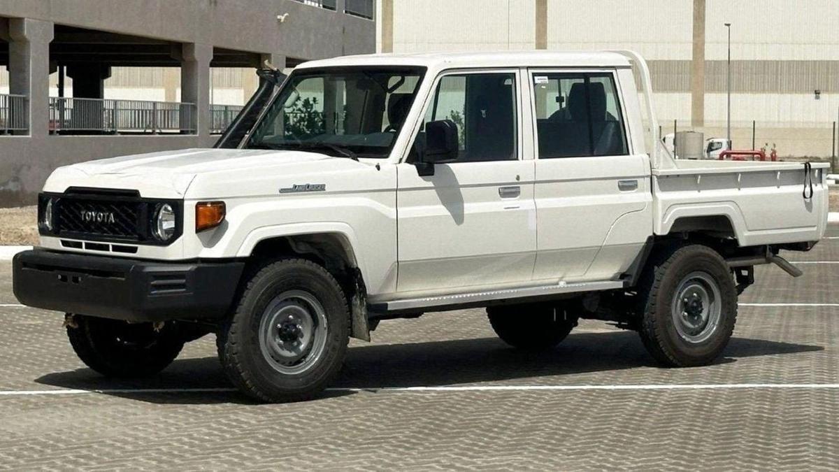 Toyota Land Cruiser Pick Up-0-0