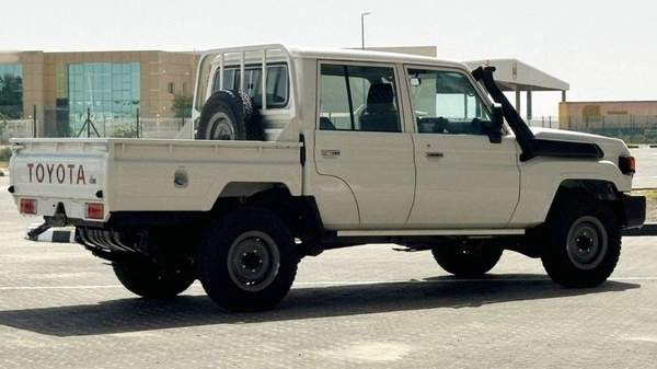 Toyota Land Cruiser Pick Up