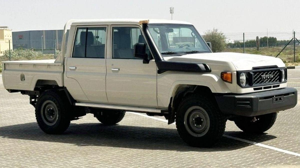 Toyota Land Cruiser Pick Up-2-2