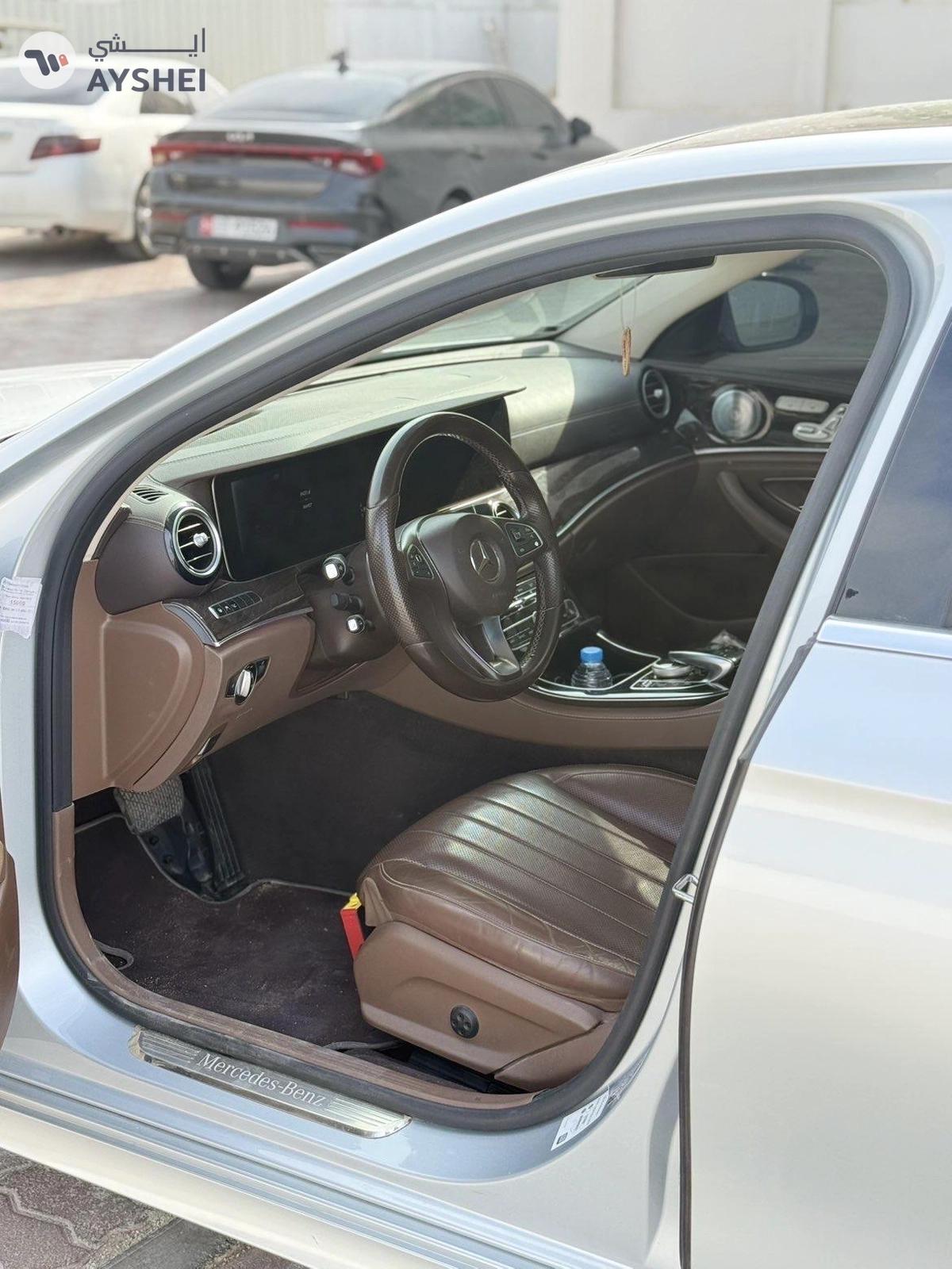 Mercedes-Benz E-Class E 300-6-6