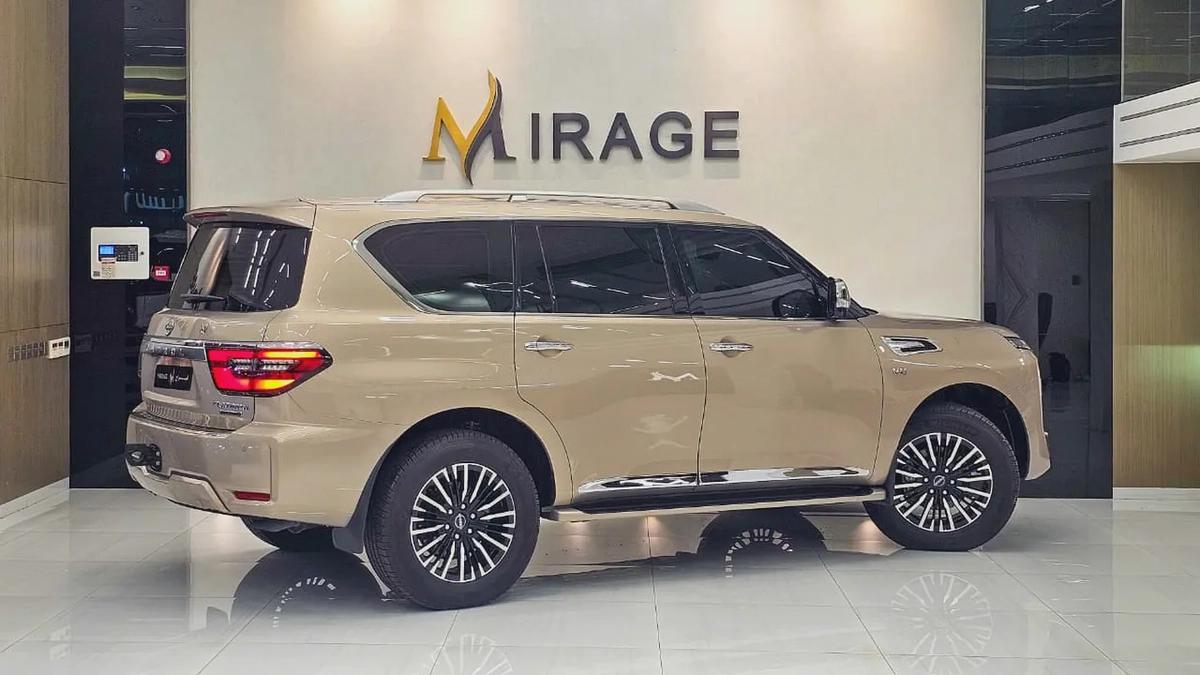 NISSAN - PATROL - LE PLATINUM - V 8 - 2022 MODEL - GCC SPECS - V 8 - 58,000KM - GOLD COLOR-15-15