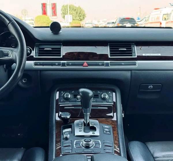AUDI A8L - 4.2 LTR l 2009 l 98,000KM l CLEAN TITLE l JAPAN IMPORT