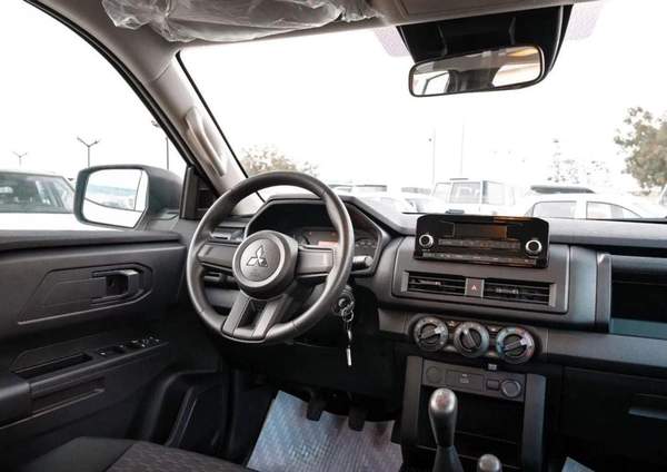 Mitsubishi L200 Mitsubishi L200 4WD 2.4L Diesel MT 2025