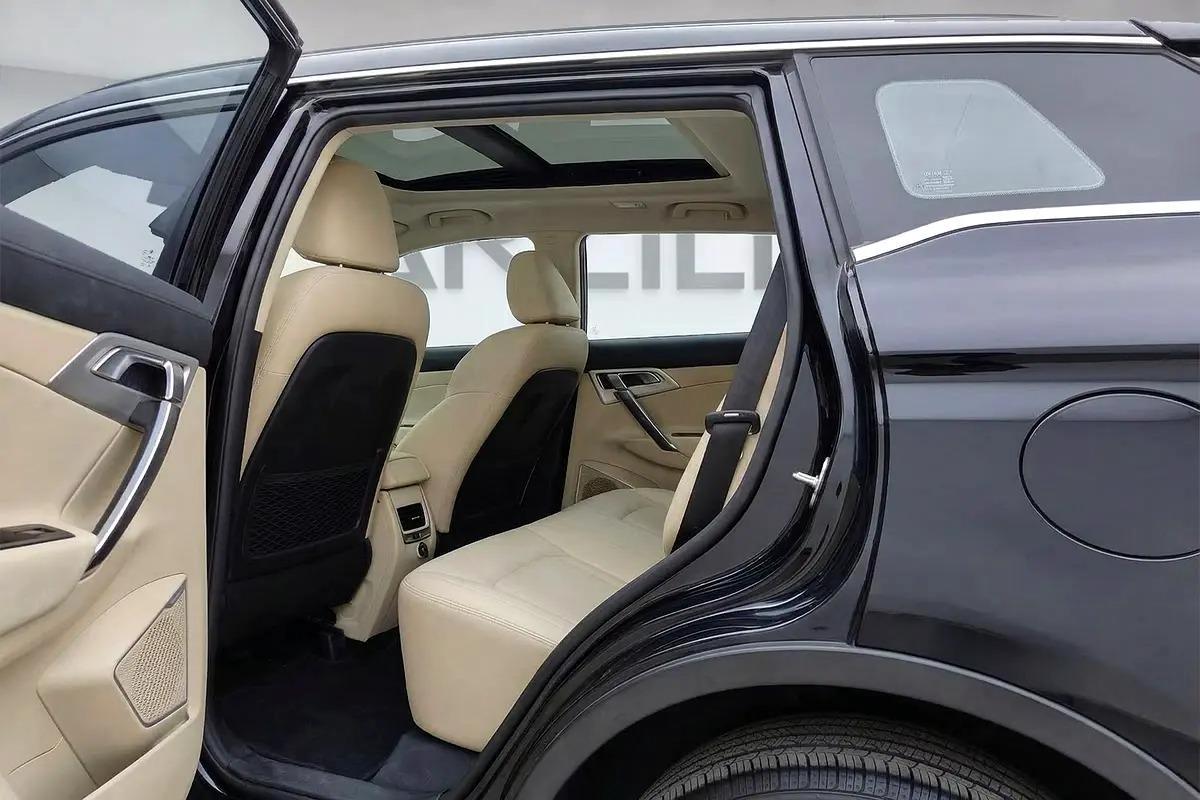 AED 587 P.M l 0% Downpayment l X7 Sport l Full Option-6-6