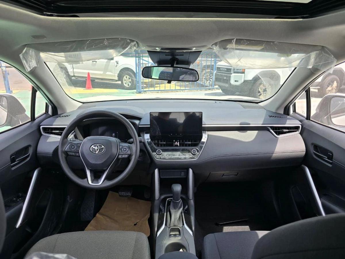 Toyota Frontlander FRONTLANDER 2.0L HYBRID-9-9