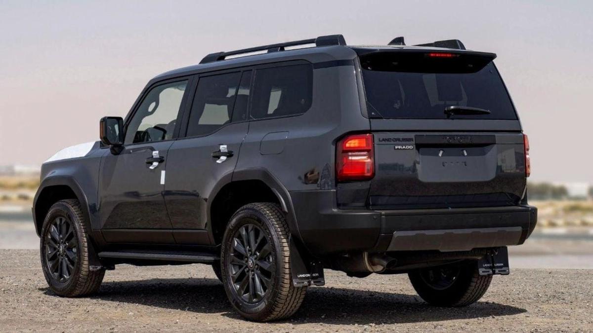 Toyota Prado Toyota Prado LUXURY 2.8L Diesel AT Full Option MY2025 - All colors Available-6-6