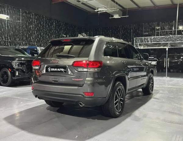 Jeep Grand Cherokee 2019 GCC specs for 75,000.00 AED