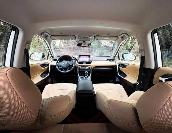 Used Toyota RAV4 2023